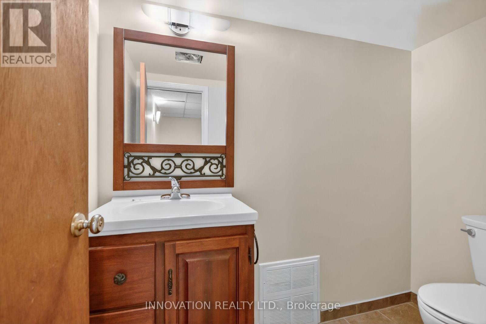 1951 GARFIELD AVENUE - 37