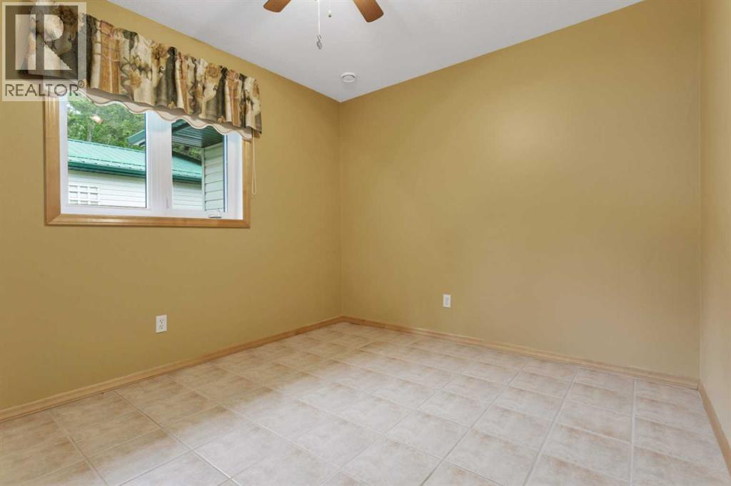 11, 14021 Highway 53 — photo 19
