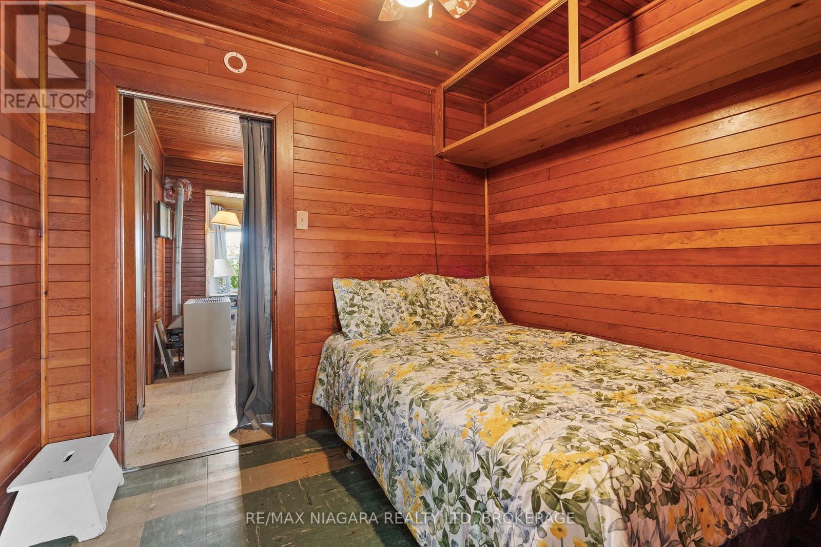 12211 LAKESHORE ROAD - 13