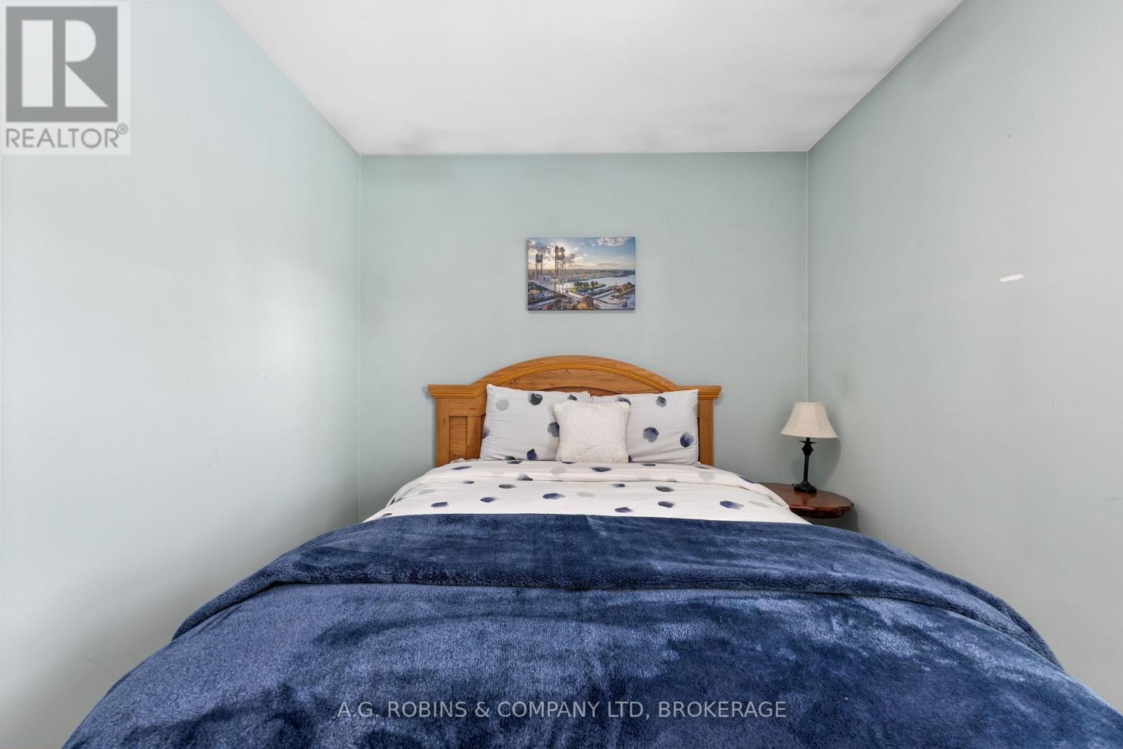 178 ROSEMOUNT AVENUE - Image 15