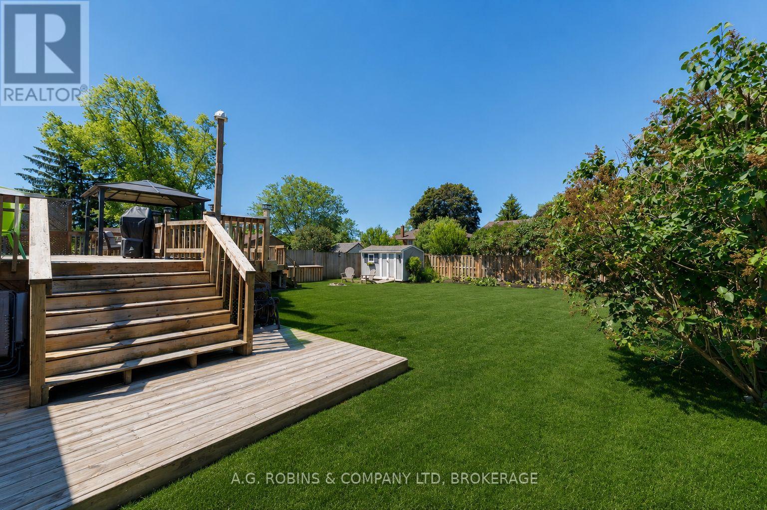 178 ROSEMOUNT AVENUE - Image 23