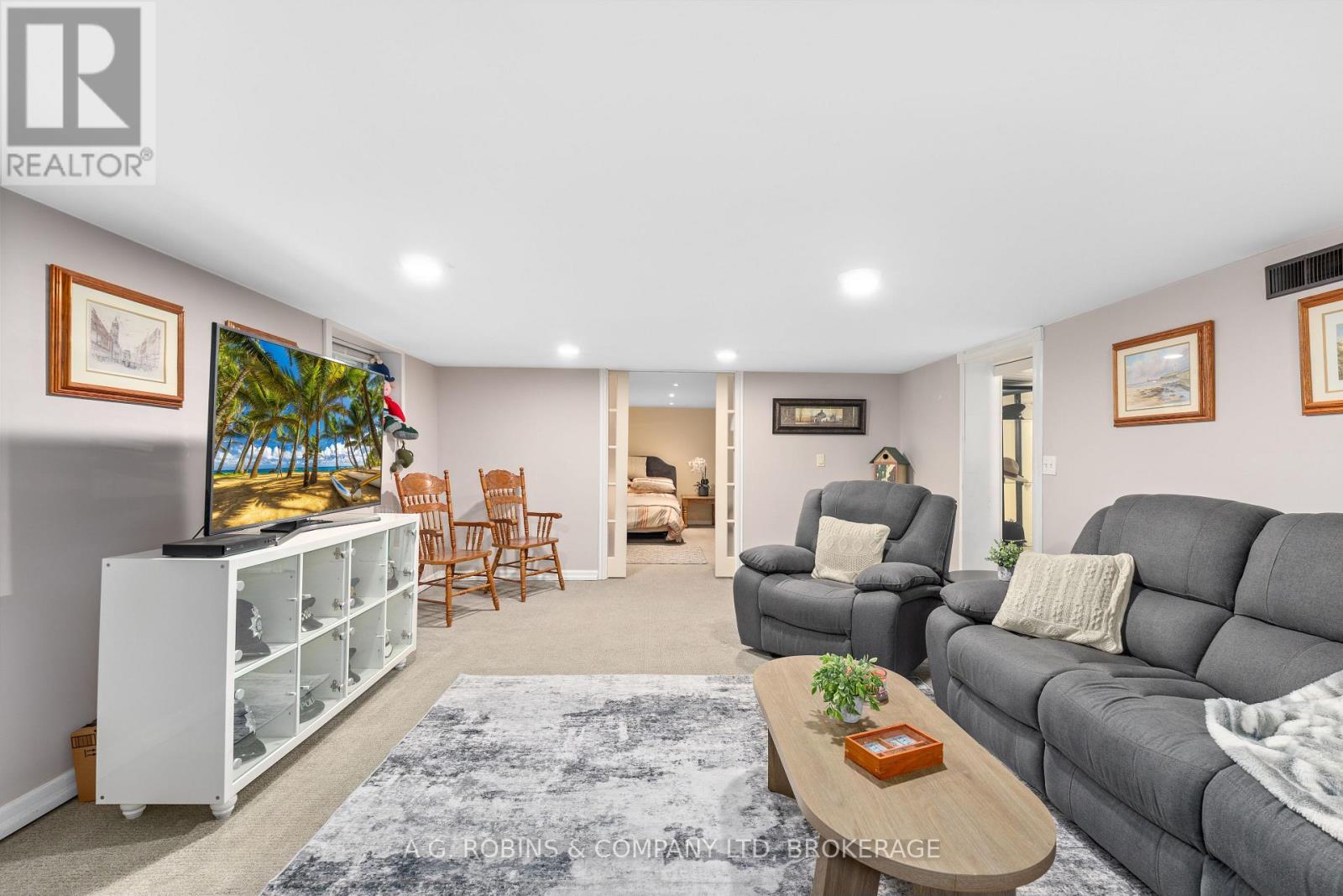 178 ROSEMOUNT AVENUE - Image 30