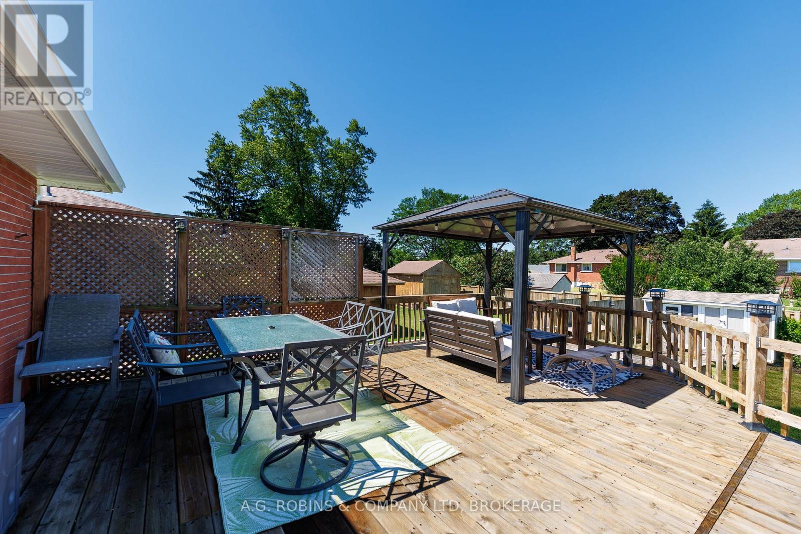 178 ROSEMOUNT AVENUE - Image 34
