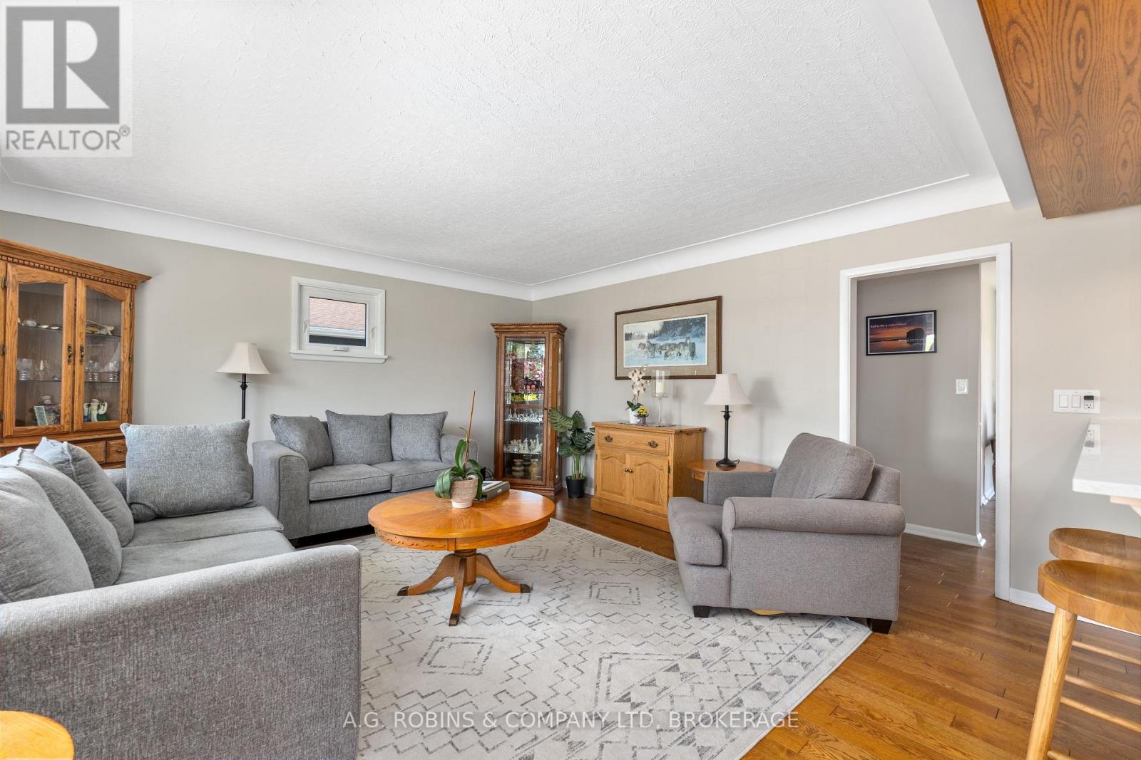 178 ROSEMOUNT AVENUE - Image 7