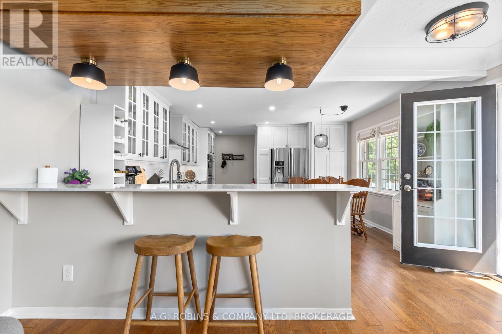 178 ROSEMOUNT AVENUE - Image 9
