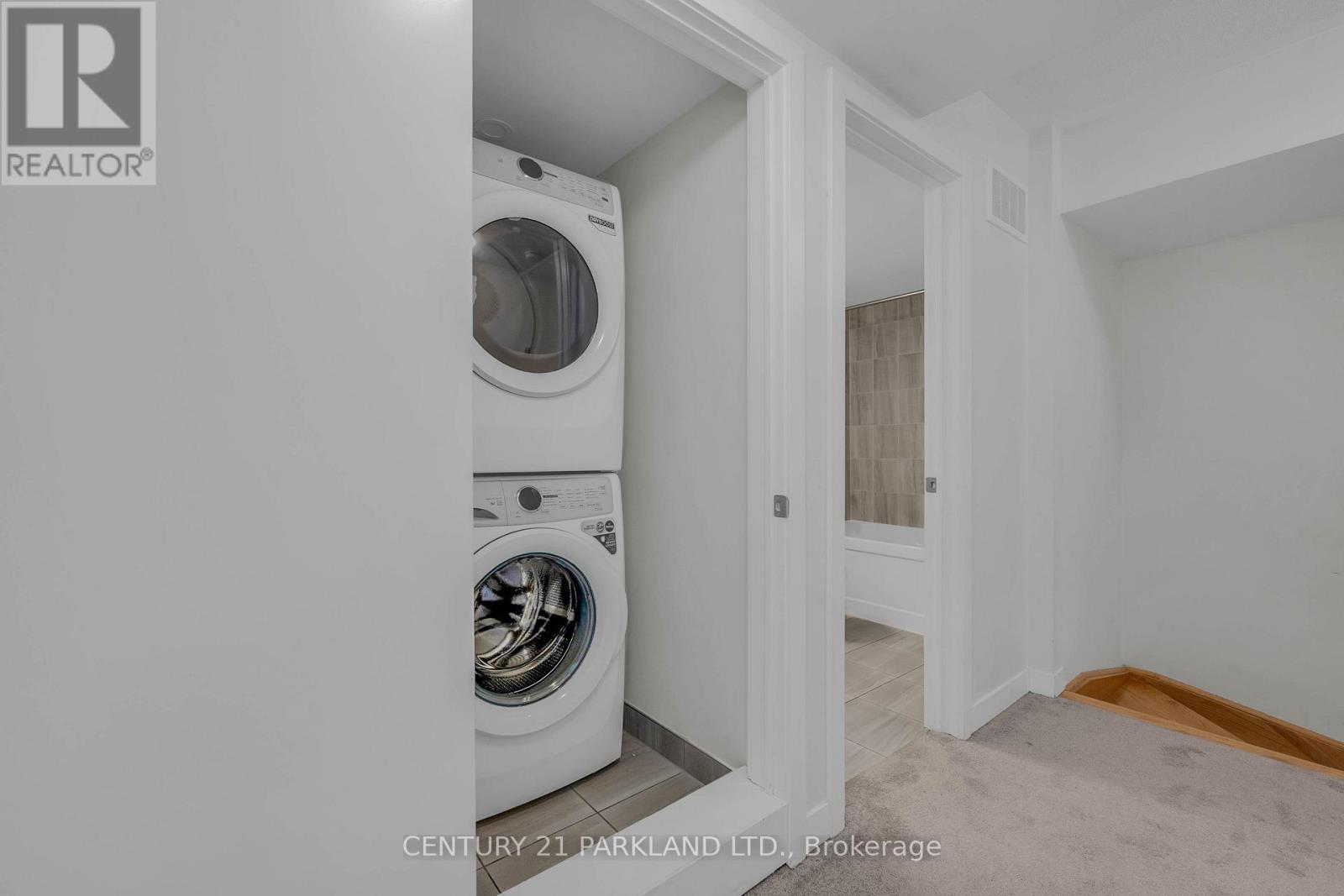 #1402 1865 PICKERING PARKWAY - 25