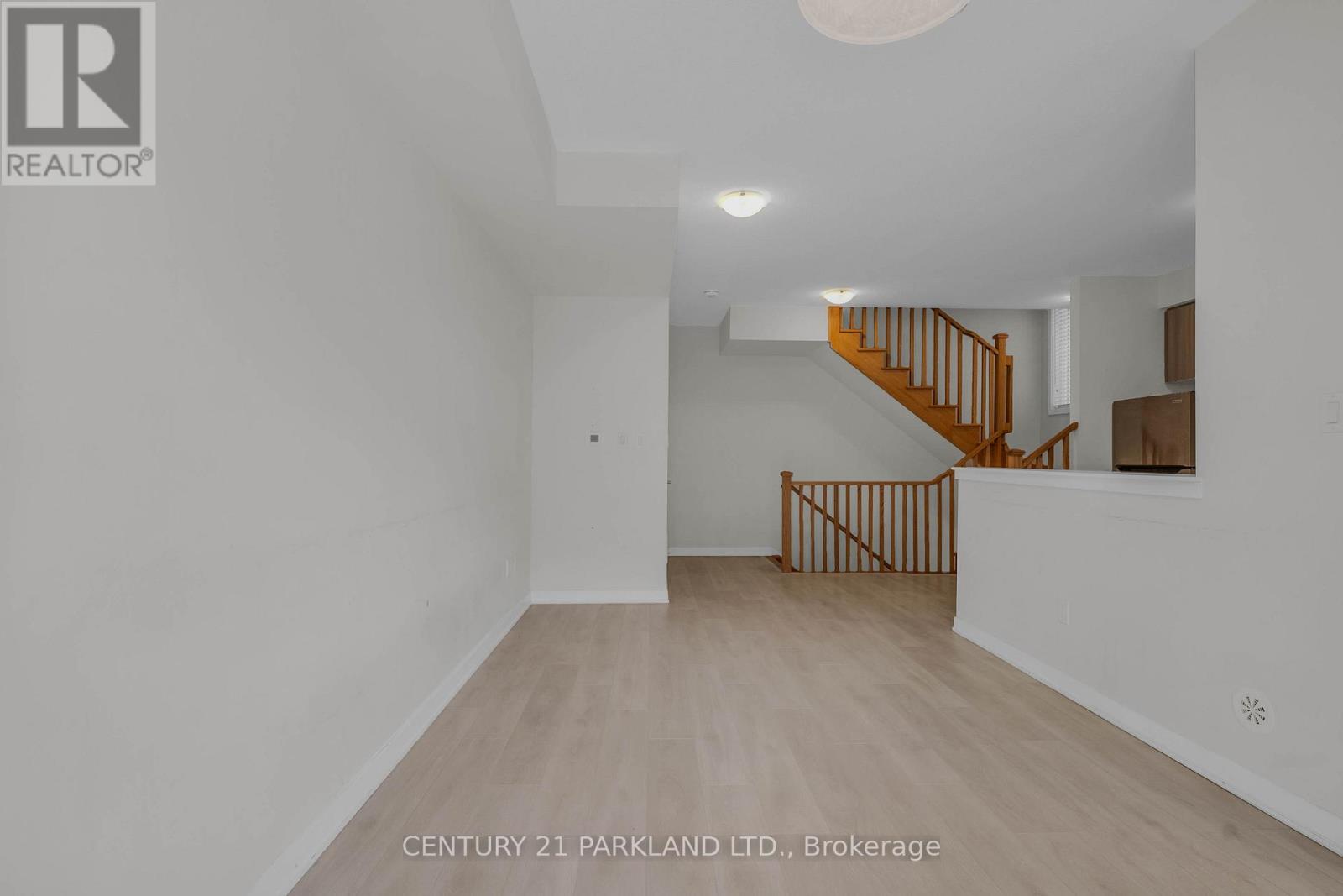 #1402 1865 PICKERING PARKWAY - 9