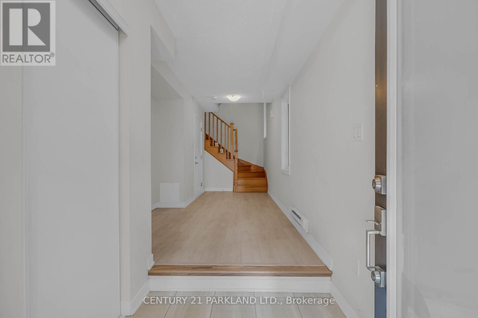 #1402 1865 PICKERING PARKWAY - 3