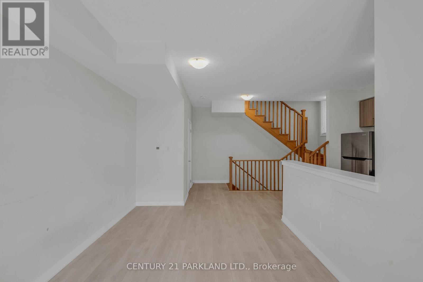 #1402 1865 PICKERING PARKWAY - 7
