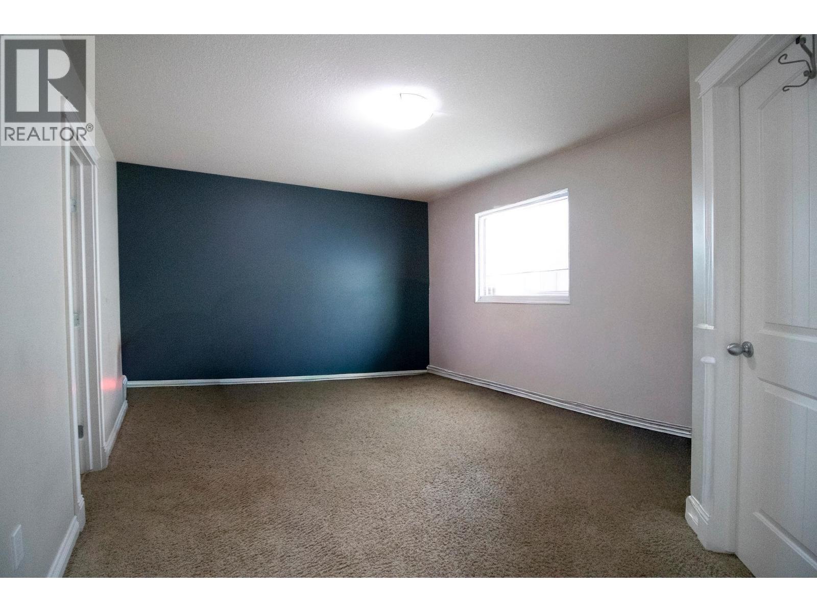 9704 118 AVENUE - 17