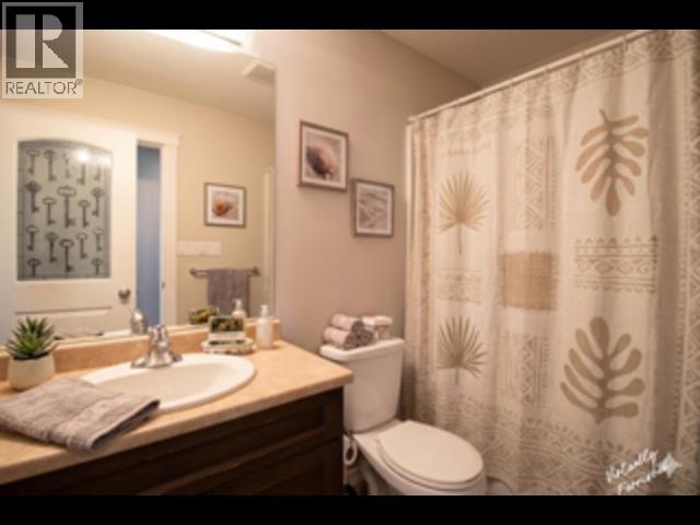 9704 118 AVENUE - 8