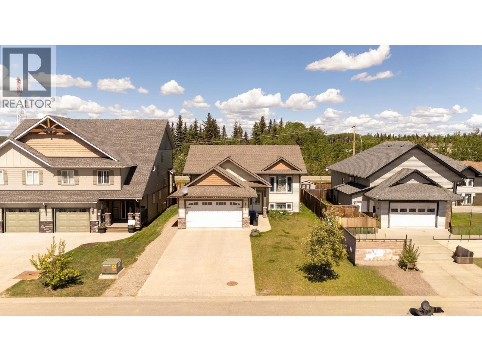 9704 118 AVENUE - 11