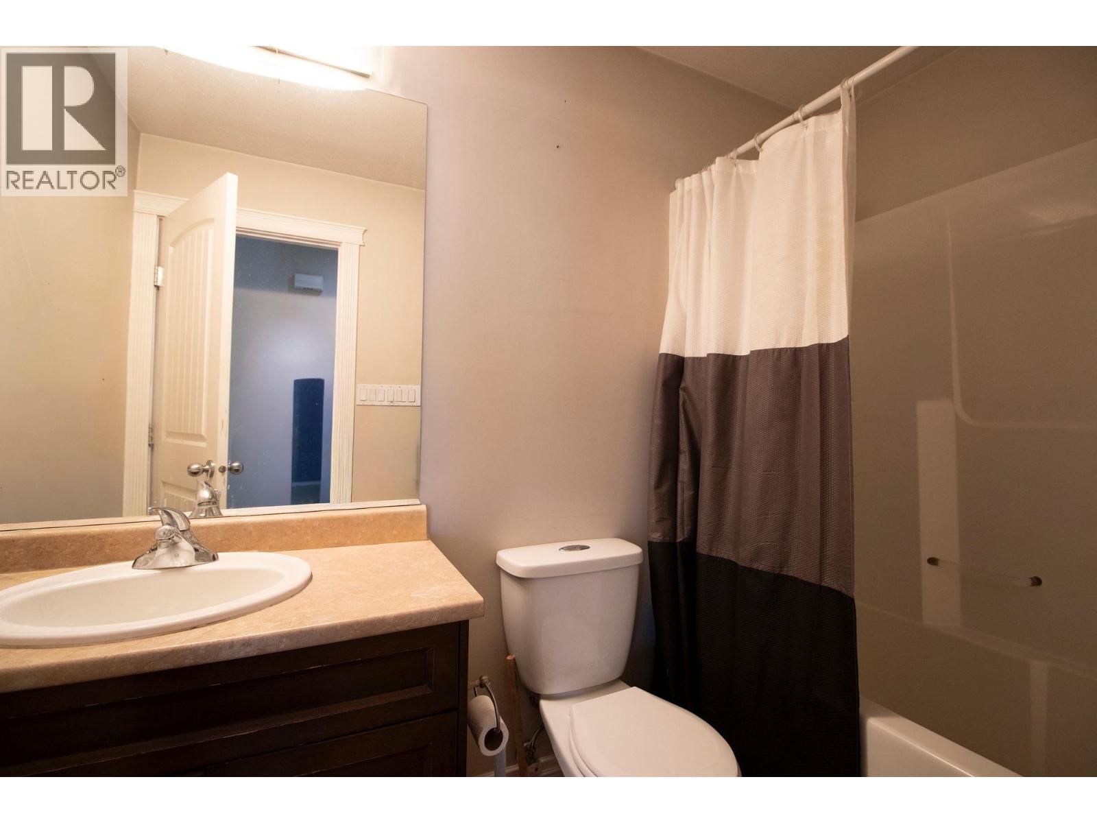 9704 118 AVENUE - 21