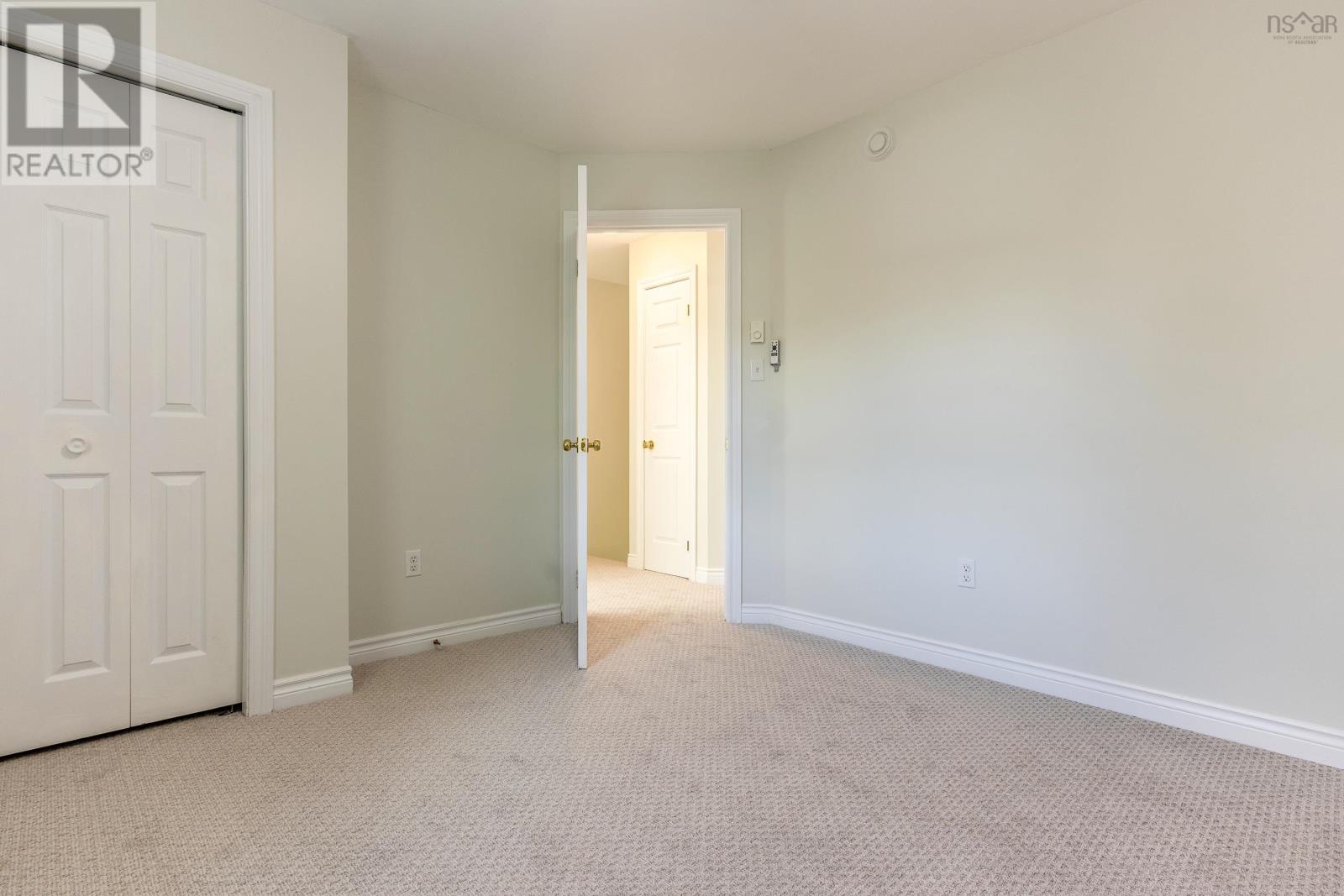 18-20 Marina Drive - 18