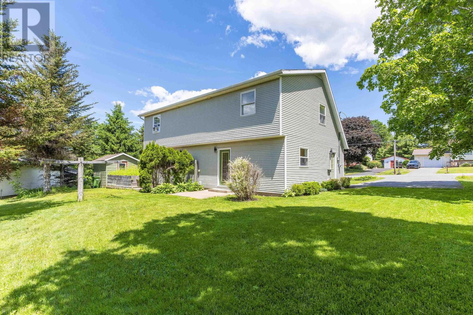 18-20 Marina Drive - 30