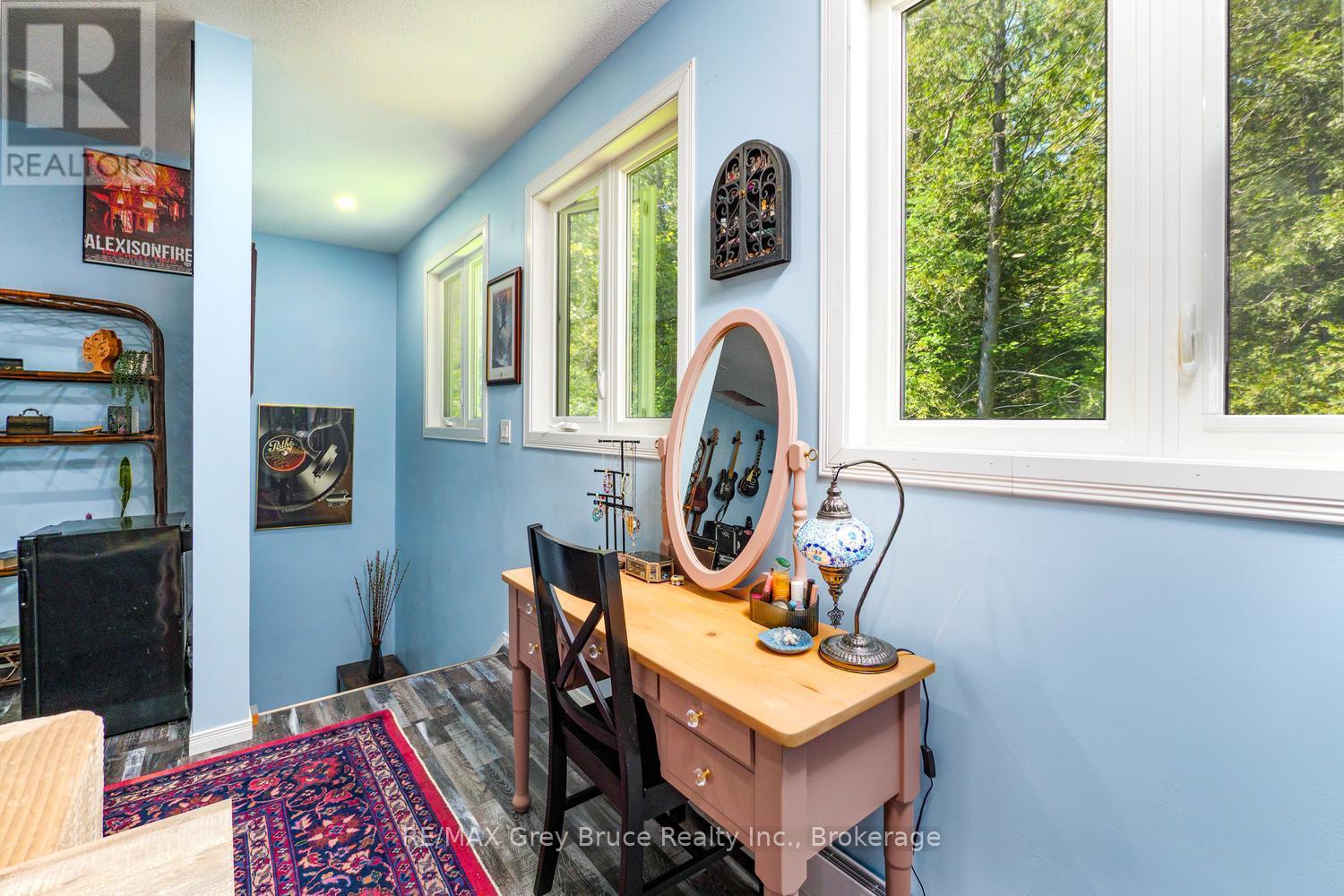 13A MORNINGHILL ROAD - 34