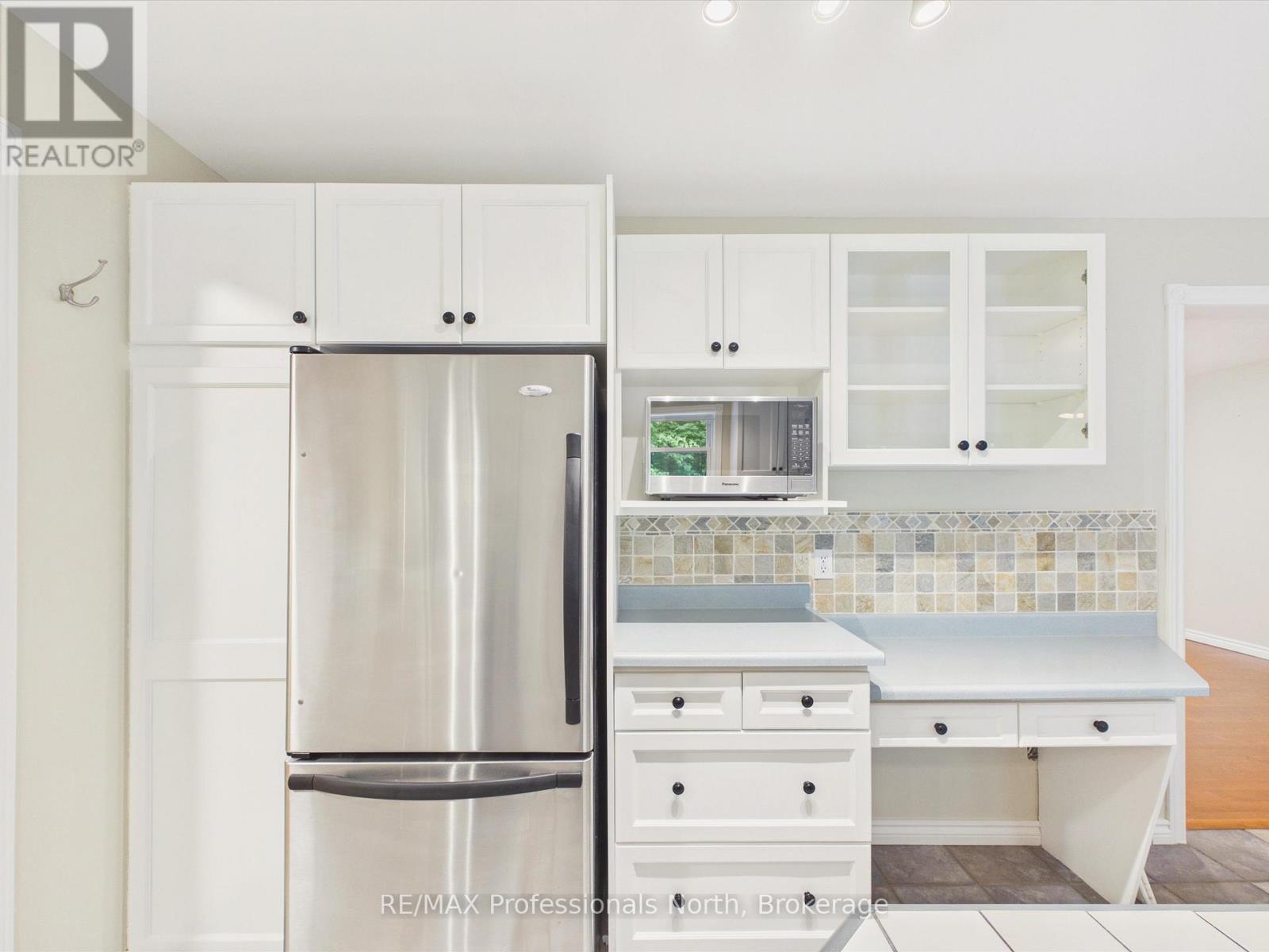 1130 CEDAR LANE - 9