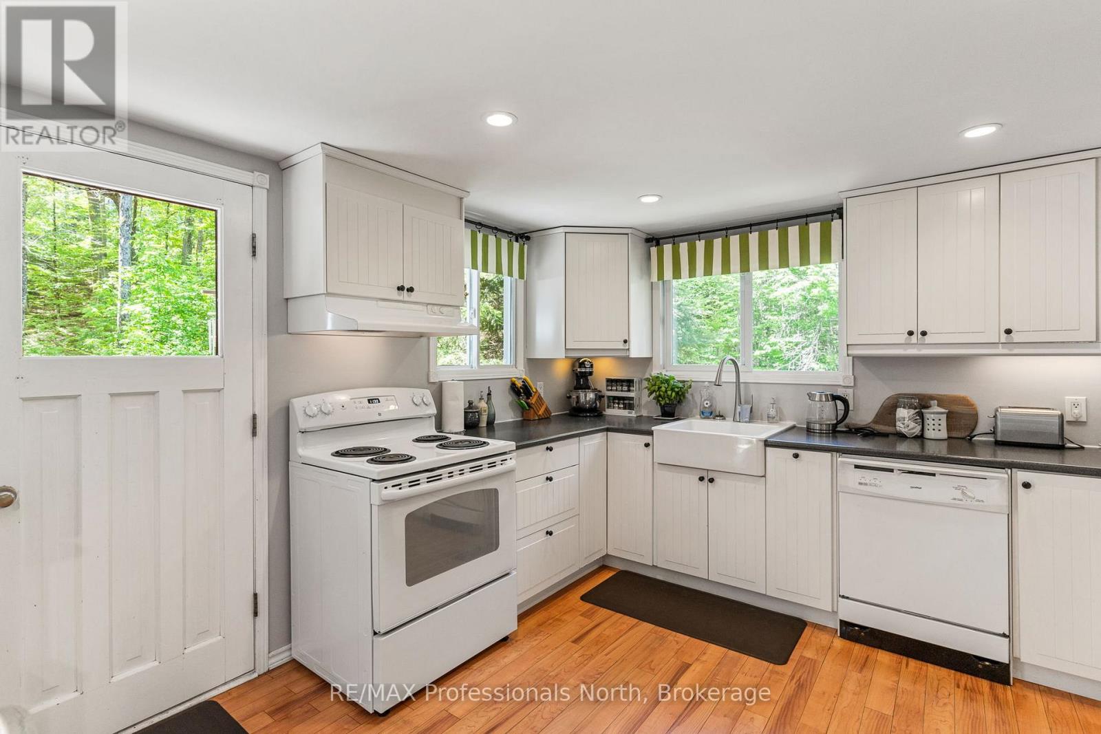4792 HARBURN ROAD - 17
