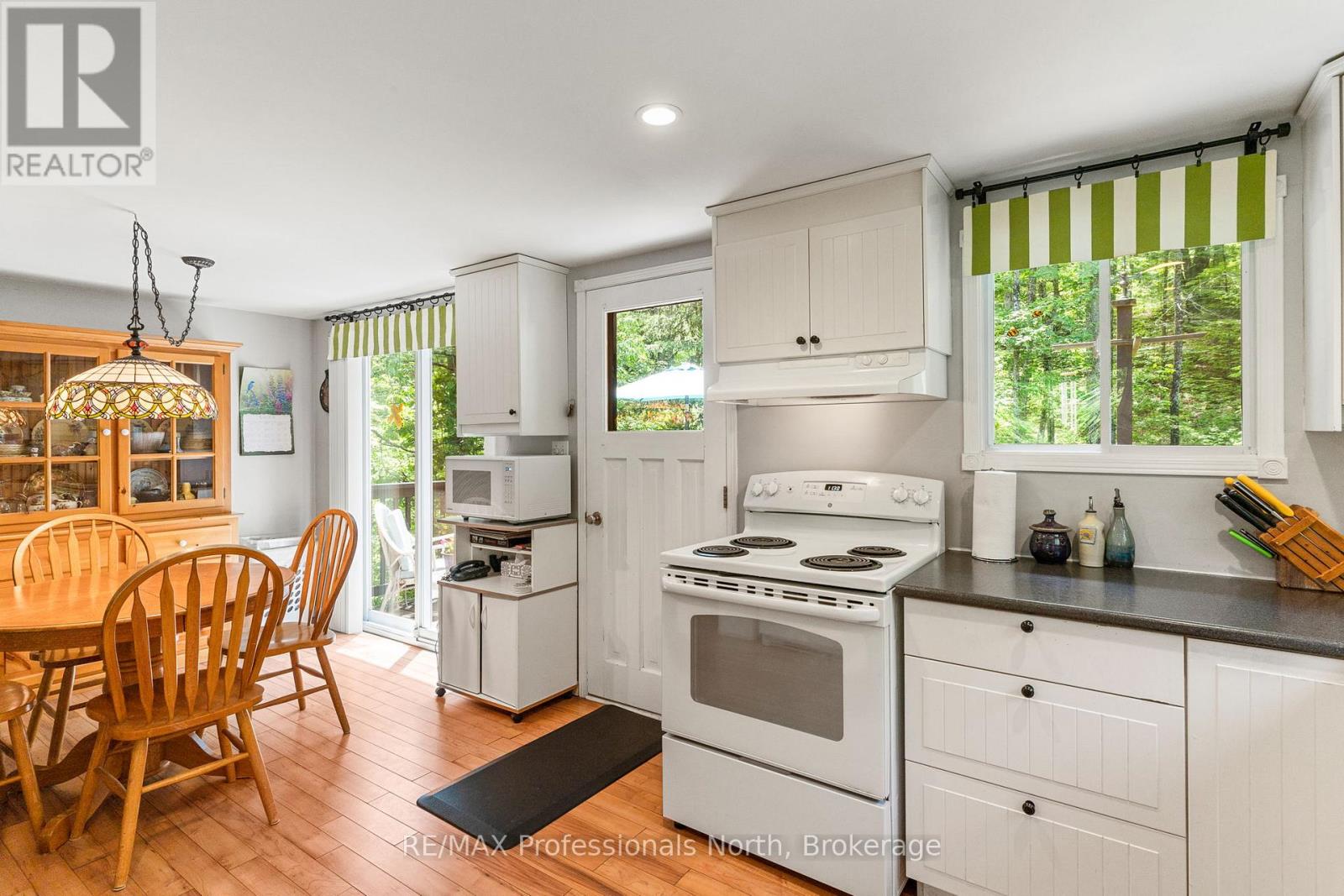 4792 HARBURN ROAD - 18