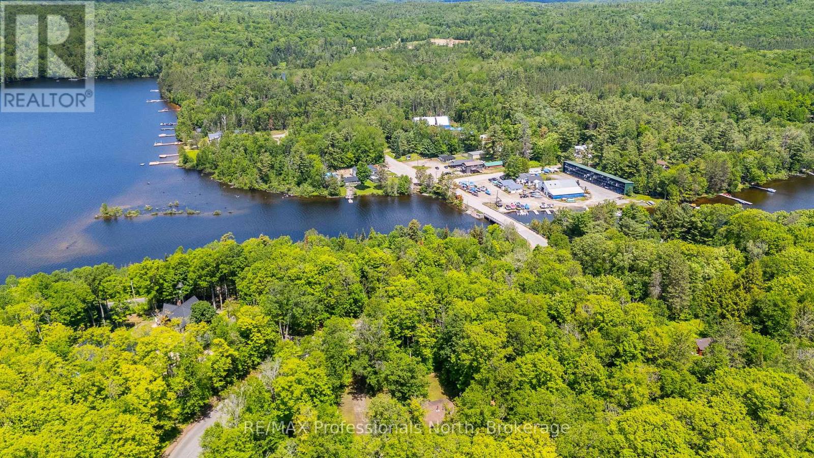 4792 HARBURN ROAD - 42