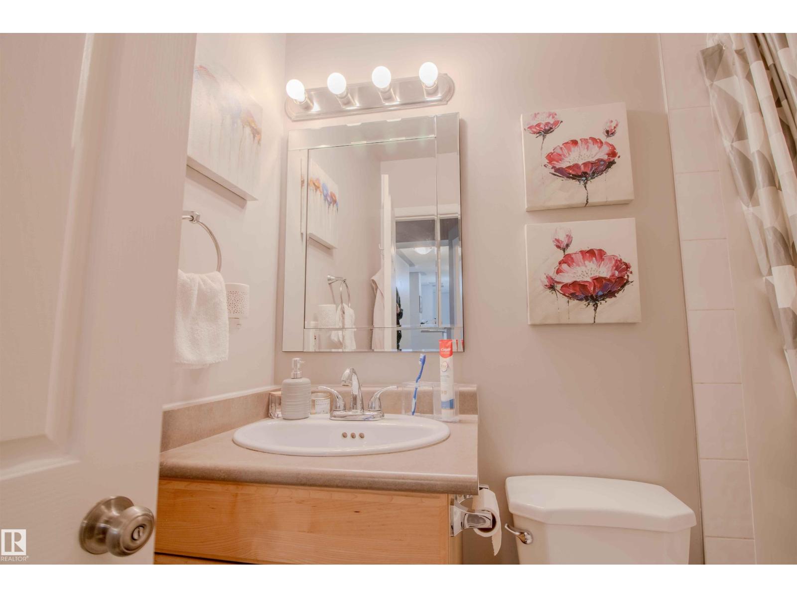 #27 11010 124 ST NW — photo 15