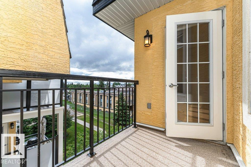 #404 9820 165 ST NW - 19
