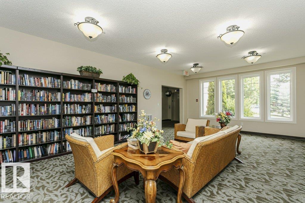 #404 9820 165 ST NW - 51