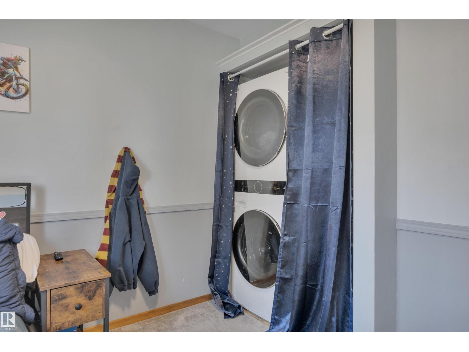 9835 74 ST NW - 31