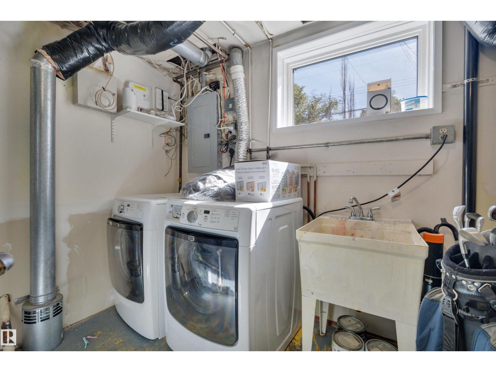 9835 74 ST NW - 58