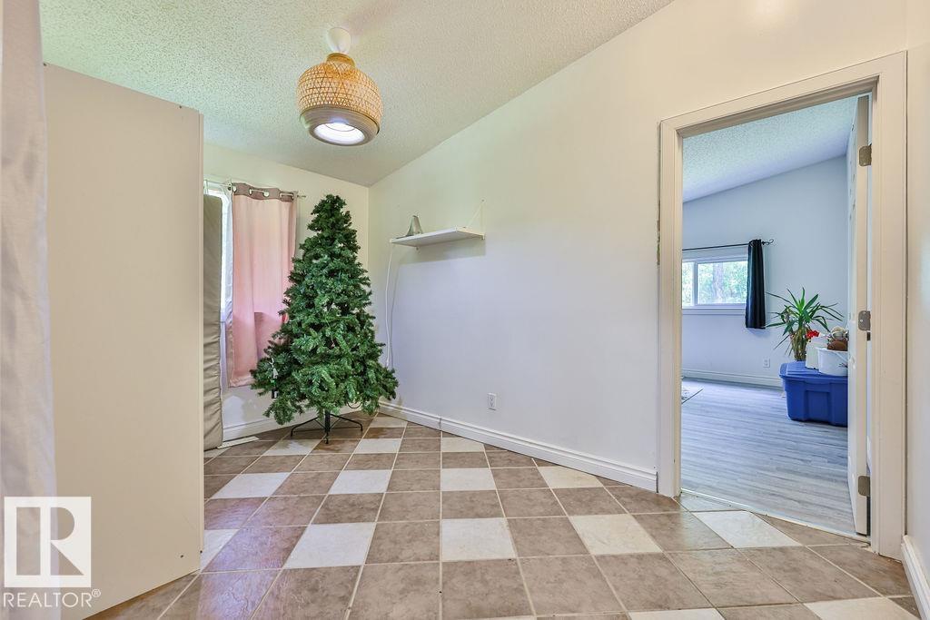 21530 Wye RD - 15