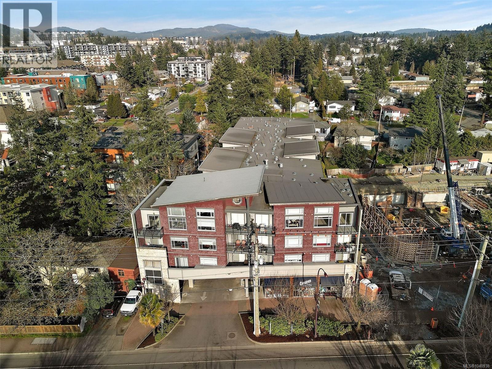 #403 844 Goldstream Ave - 20