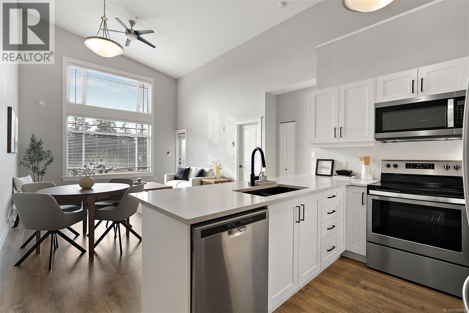 #403 844 Goldstream Ave - 8
