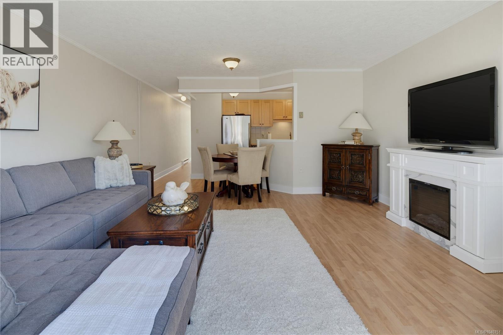 #24 2070 Amelia Ave - 12