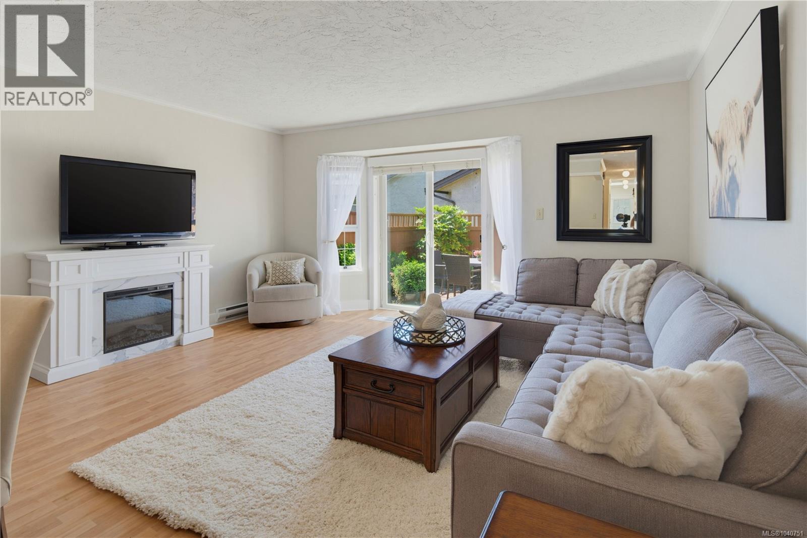 #24 2070 Amelia Ave - 13
