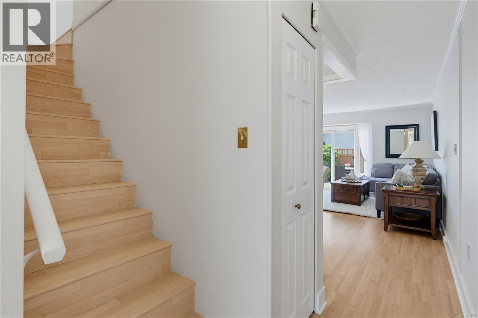 #24 2070 Amelia Ave - 7
