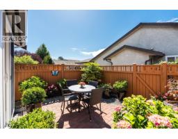 24 2070 Amelia Ave, Sidney, BC V8L4X6 Photo 15