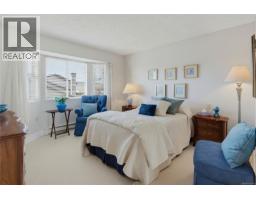 24 2070 Amelia Ave, Sidney, BC V8L4X6 Photo 19