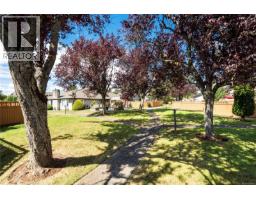 24 2070 Amelia Ave, Sidney, BC V8L4X6 Photo 26