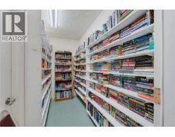 24 2070 Amelia Ave, Sidney, BC V8L4X6 Photo 28
