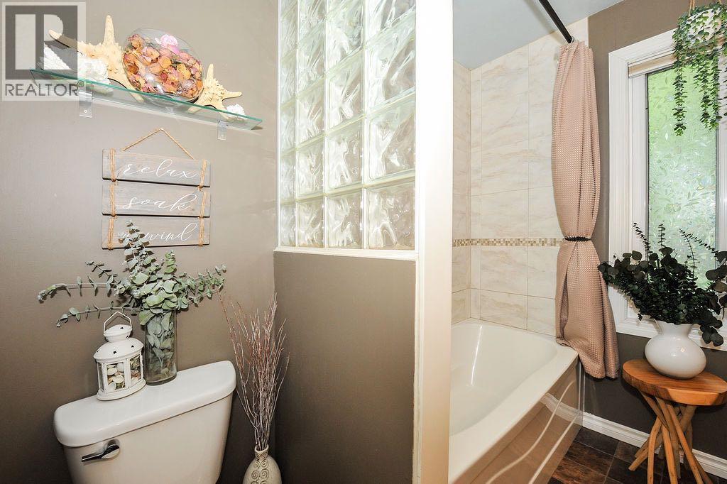 4pc bathroom