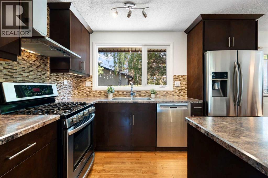 5032 Vanstone Crescent NW — photo 11
