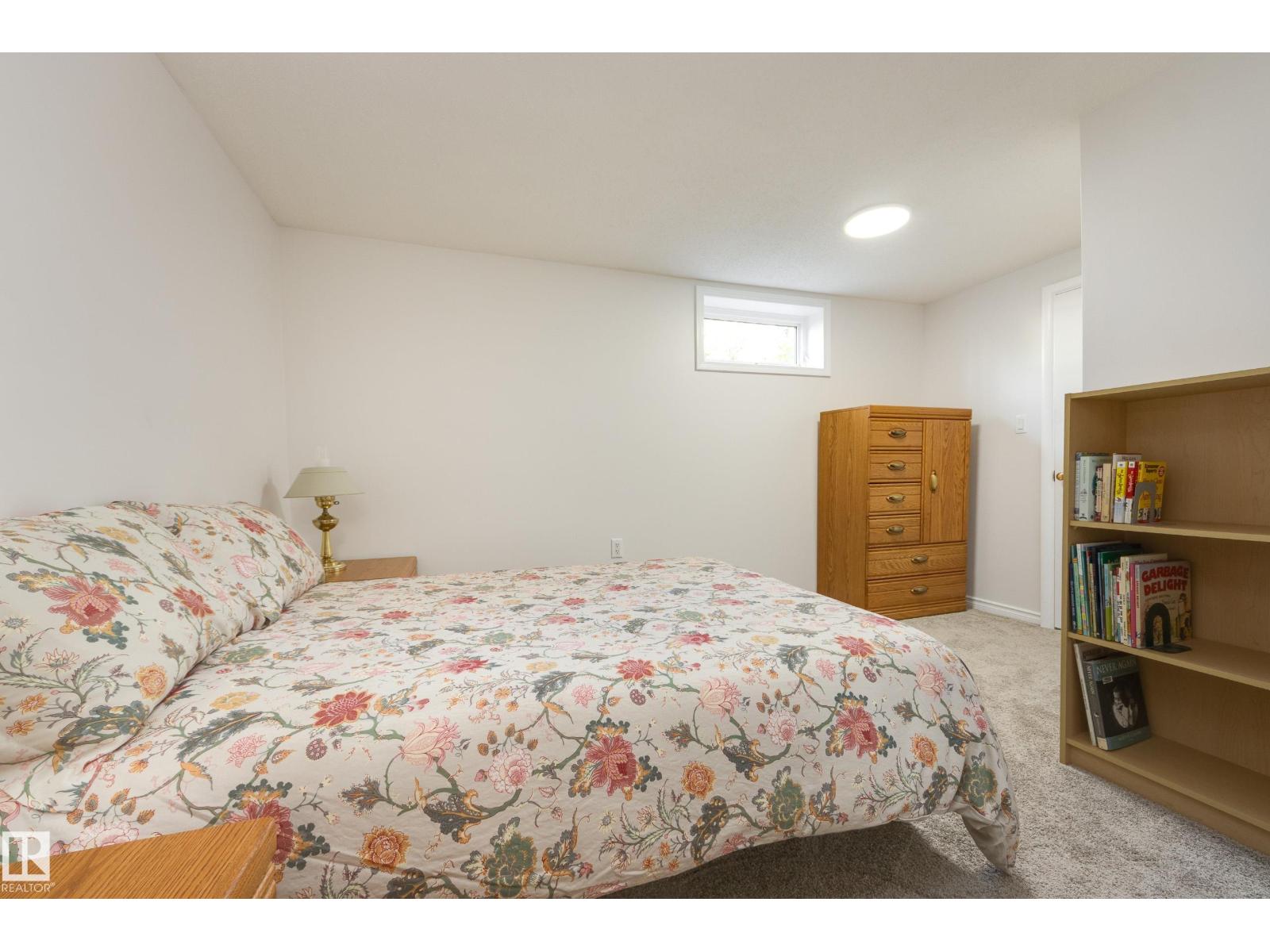 7216 103 AV NW — photo 51