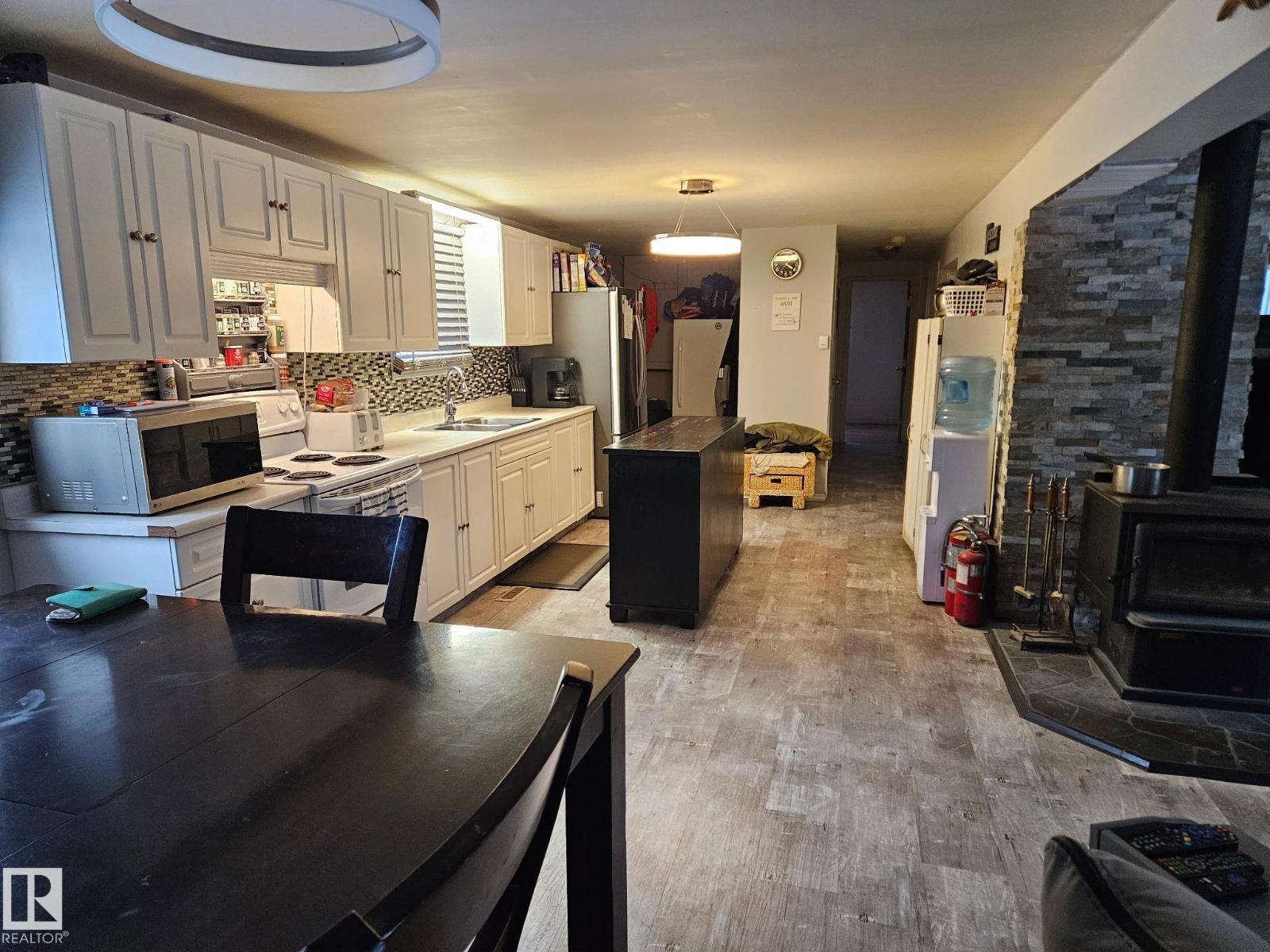 981 FOX DR — photo 18