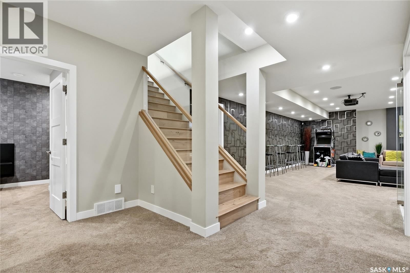 214 Skeena CRESCENT — photo 48