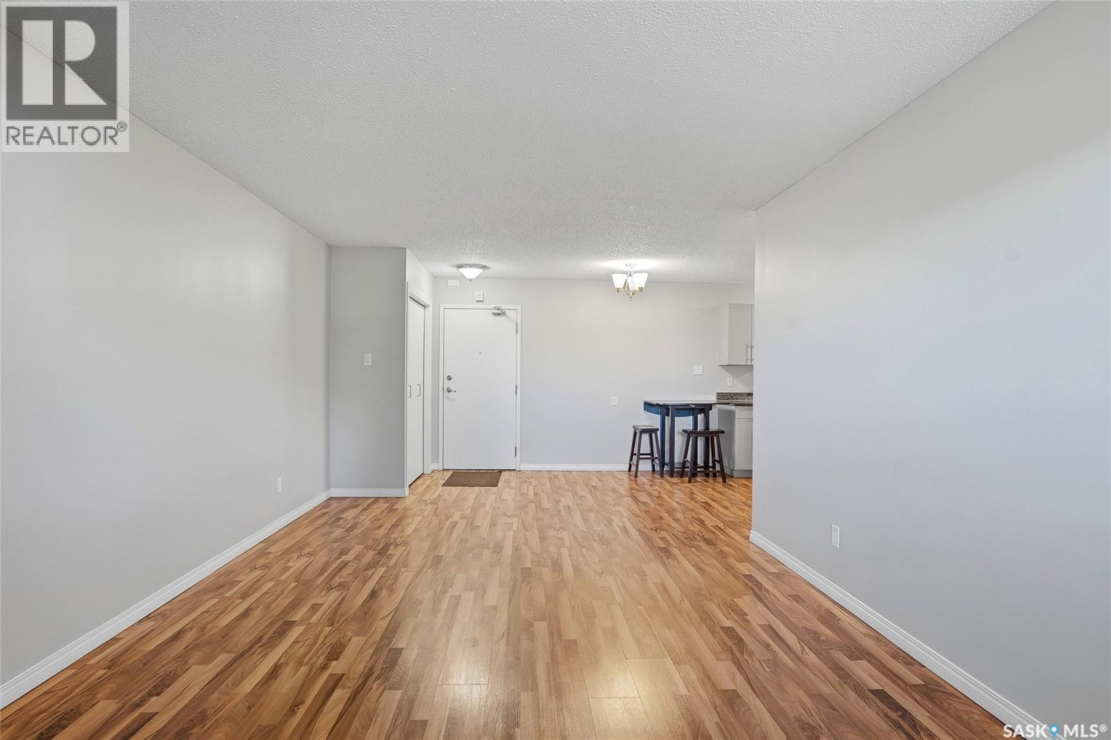 105 333 Silverwood ROAD — photo 6