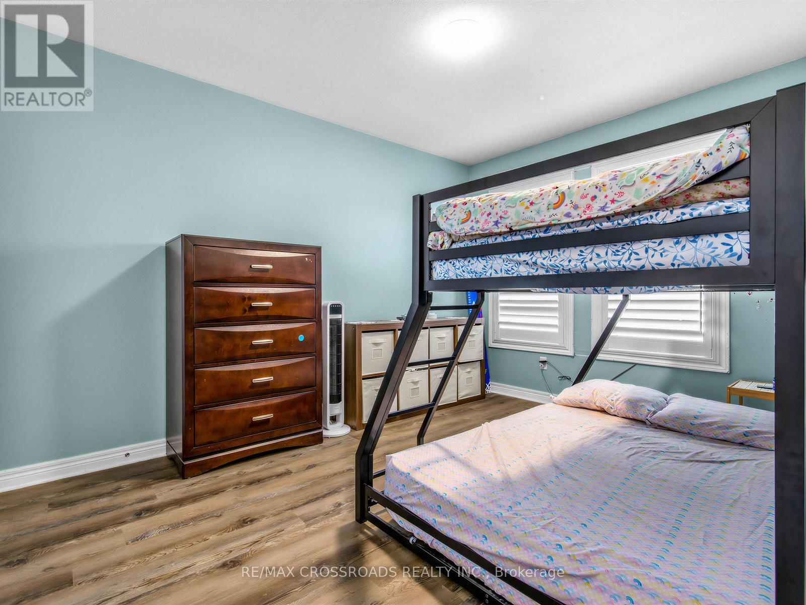 23 WORTHVIEW DRIVE S - 23