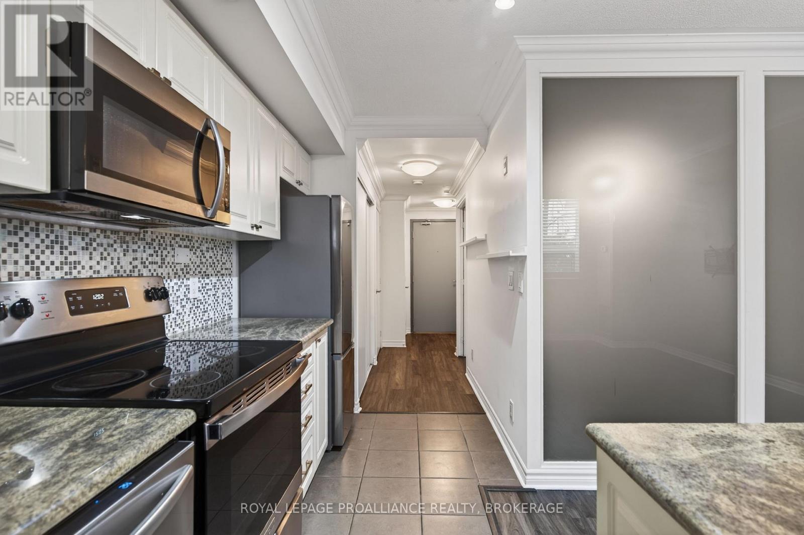 #A2 121 QUEEN STREET - 11