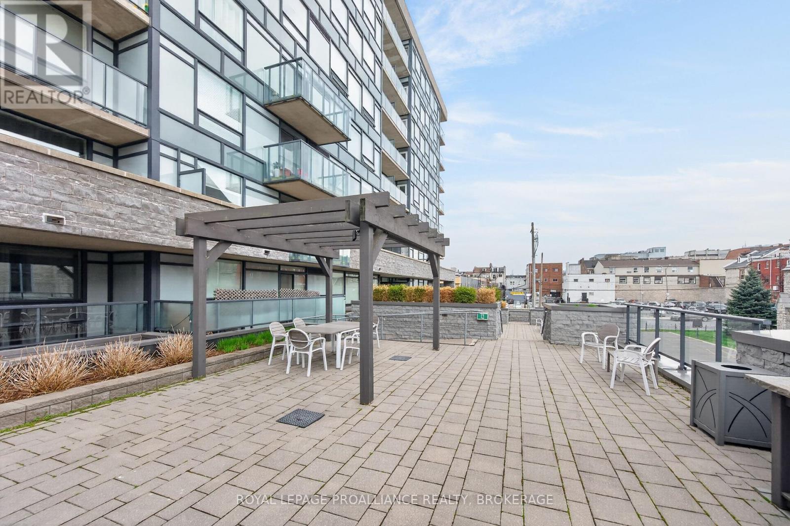 #A2 121 QUEEN STREET - 24