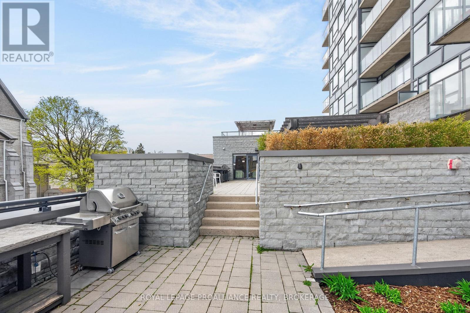 #A2 121 QUEEN STREET - 26