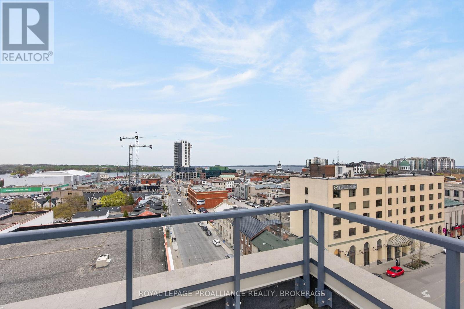 #A2 121 QUEEN STREET - 27